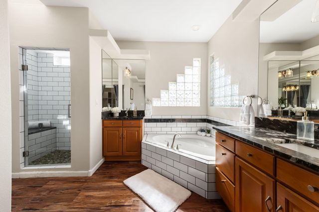 8913 Ortega Court NW, Los Ranchos, NM 87114