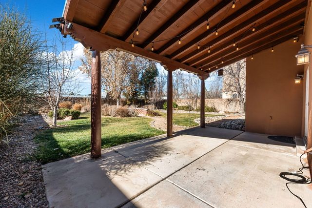 8913 Ortega Court NW, Los Ranchos, NM 87114