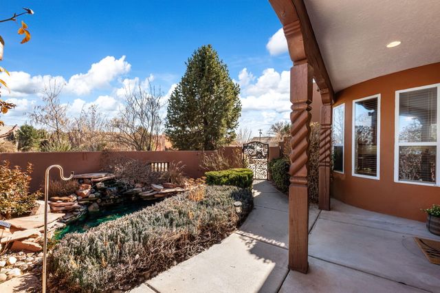 8913 Ortega Court NW, Los Ranchos, NM 87114