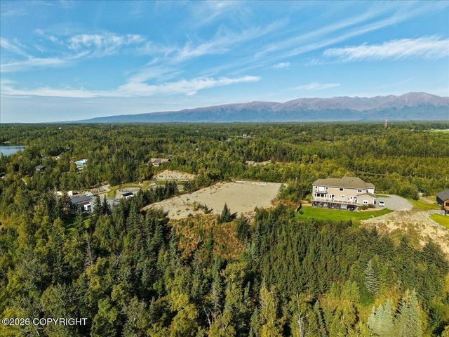 2525 N Larkspur Hill Circle, Palmer, AK 99645