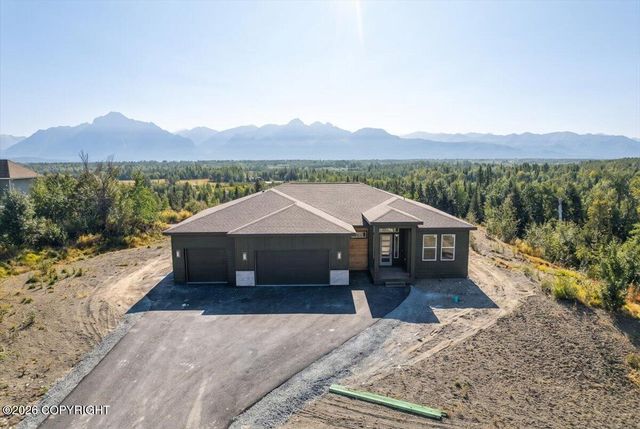 2525 N Larkspur Hill Circle, Palmer, AK 99645