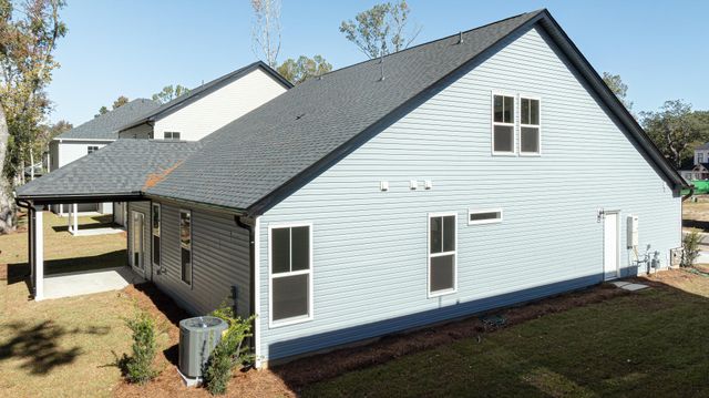 227 Creek Pointe Drive, Moncks Corner, SC 29461