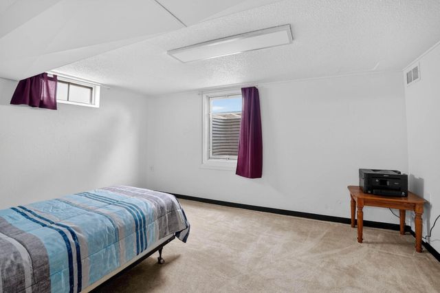 5839 Foulk Road, Waterloo, IA 50702