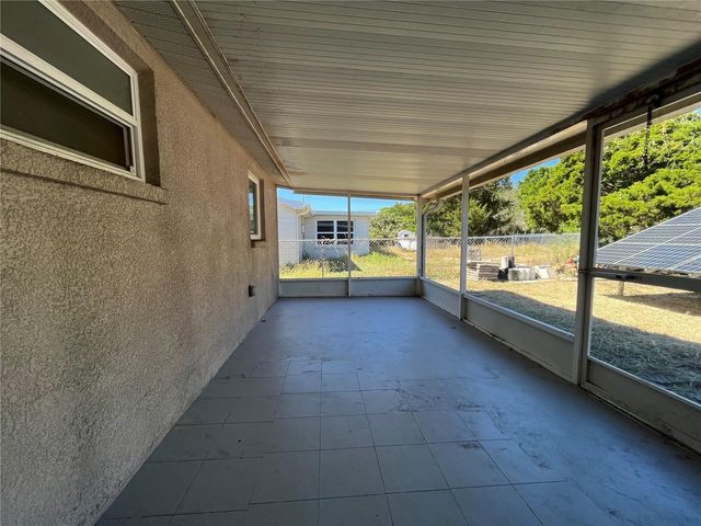 7407 UNIVERSITY DRIVE, Hudson, FL 34667