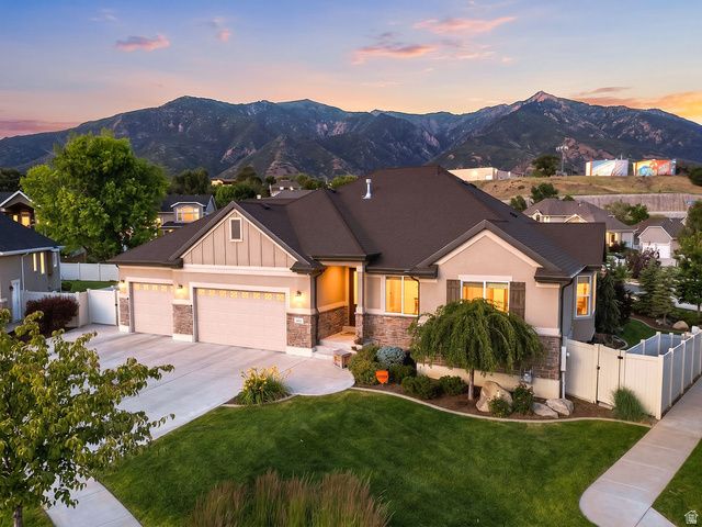 1402 E 5550 S, South Ogden, UT 84403