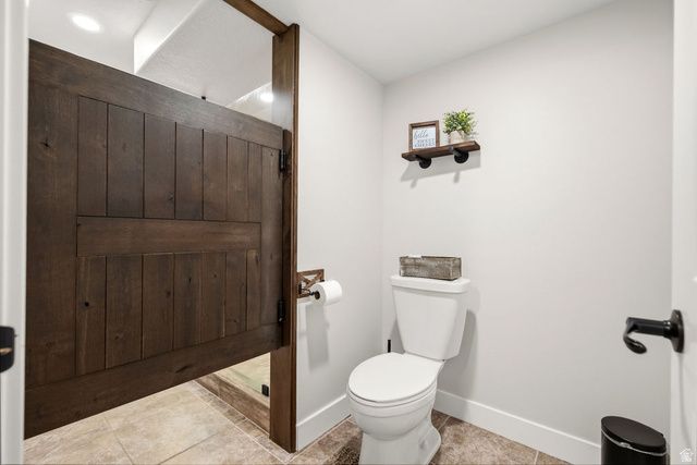 1402 E 5550 S, South Ogden, UT 84403