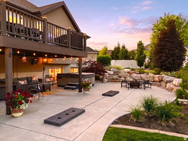 1402 E 5550 S, South Ogden, UT 84403