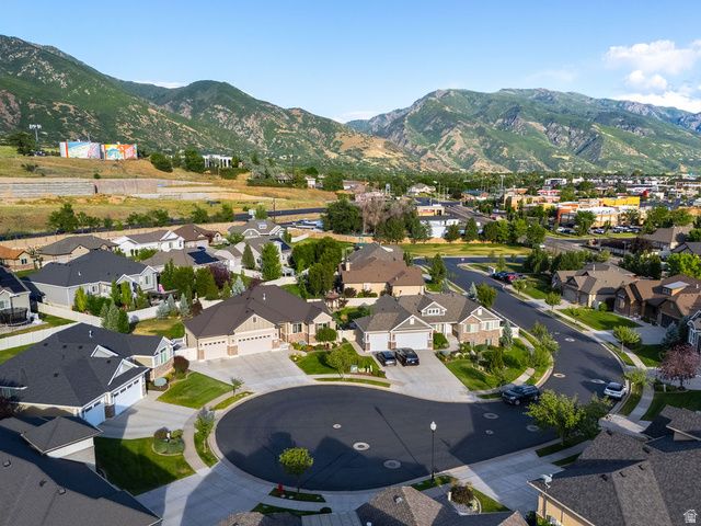 1402 E 5550 S, South Ogden, UT 84403