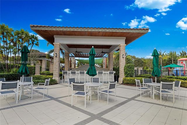 8800 NW 97th Ave 207, Doral, FL 33178