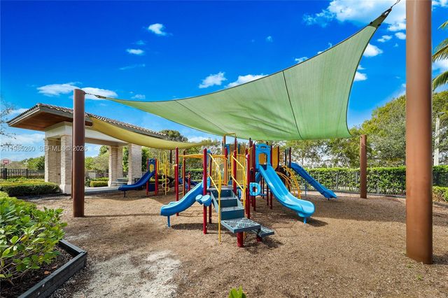 8800 NW 97th Ave 207, Doral, FL 33178