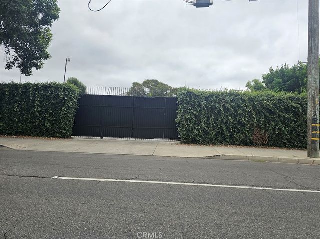 3226 3230 W 5th, Santa Ana, CA 92703