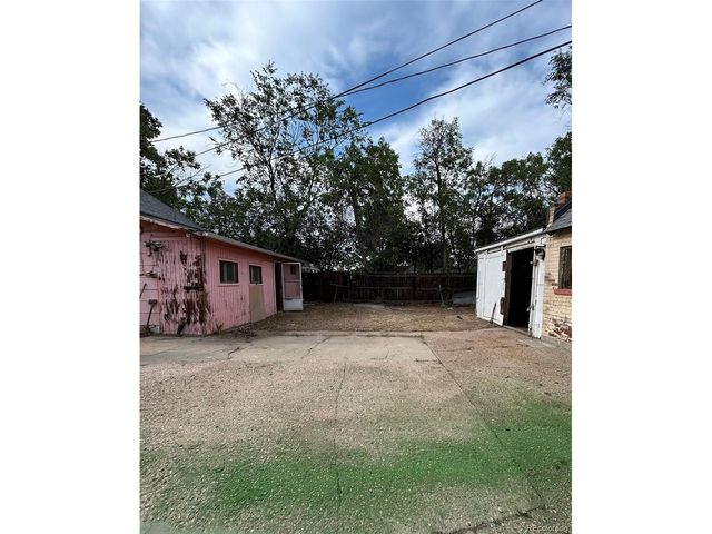 610 Quitman St, Denver, CO 80204