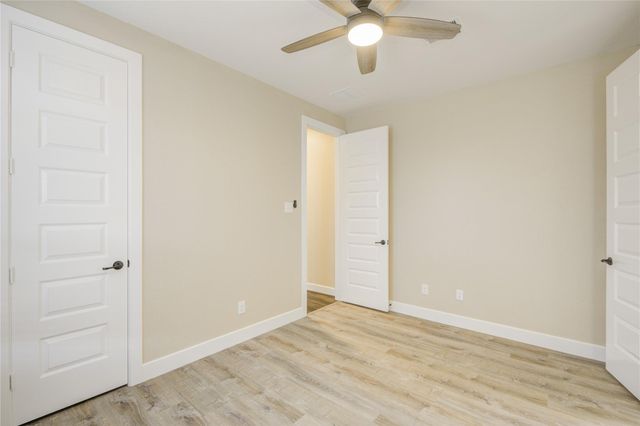 212 Coleman Wake Lane, La Porte, TX 77571