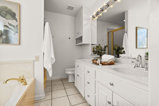 10700 Bainbridge Dr Drive, Little Rock, AR 72212