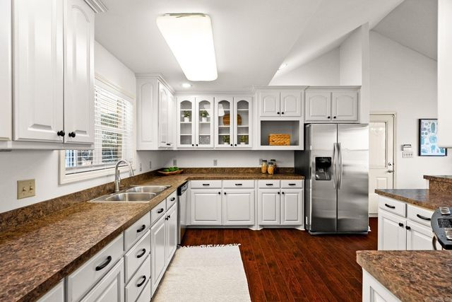 10700 Bainbridge Dr Drive, Little Rock, AR 72212