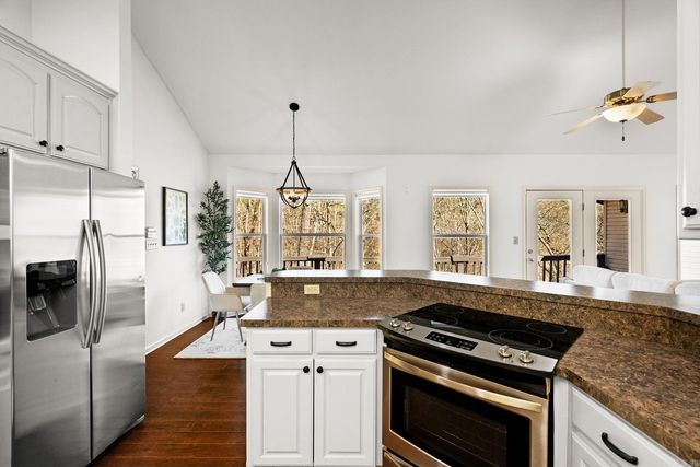 10700 Bainbridge Dr Drive, Little Rock, AR 72212