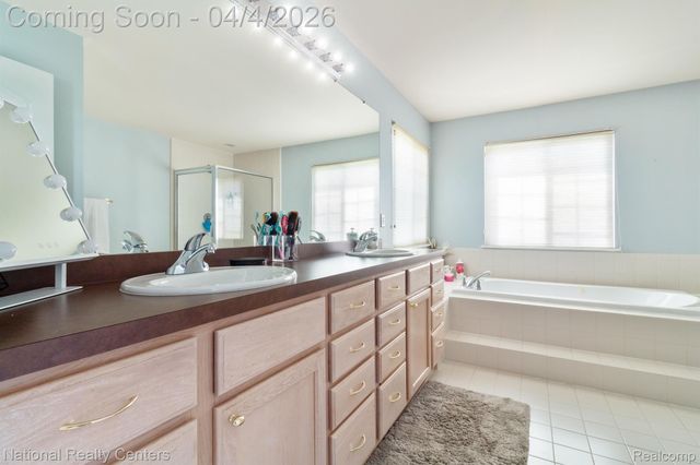 12881 NAUTICA Drive, Van Buren Charter Township, MI 48111