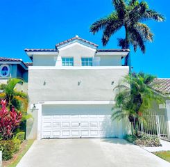 5665 NW 117th Avenue, Coral Springs, FL 33076