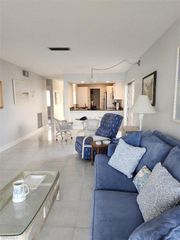 1932 SE 43rd ST 128, Cape Coral, FL 33904