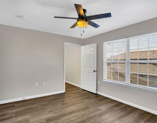 141 Knowledge Avenue C, Branson, MO 65616