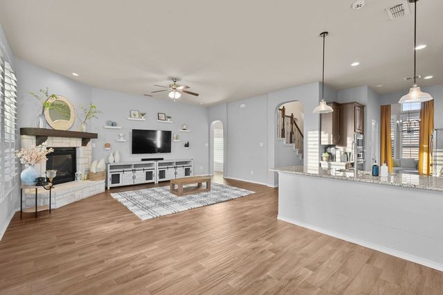 8949 Jewel Flower Drive, Fort Worth, TX 76131