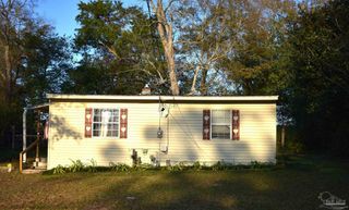 420 Lakeview Ave, Cantonment, FL 32533