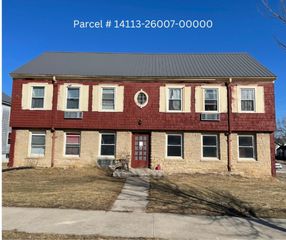 3403 1st Avenue, Cedar Rapids, IA 52403