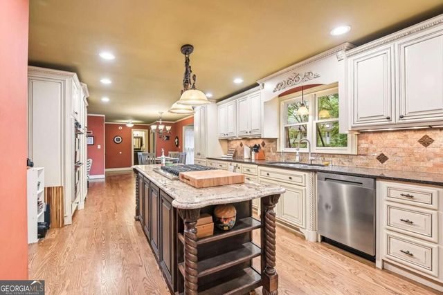 3804 Club Forest Drive, Peachtree Corners, GA 30092