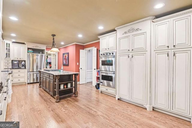 3804 Club Forest Drive, Peachtree Corners, GA 30092