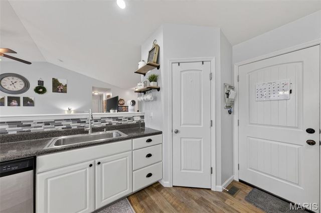 14 Cayden Roger Drive, Winfield, MO 63389
