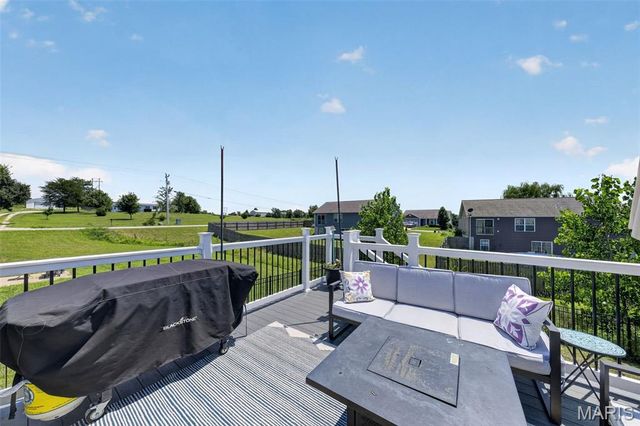 14 Cayden Roger Drive, Winfield, MO 63389