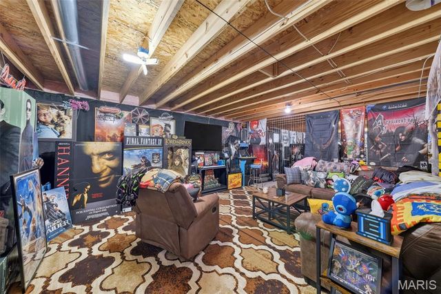 14 Cayden Roger Drive, Winfield, MO 63389
