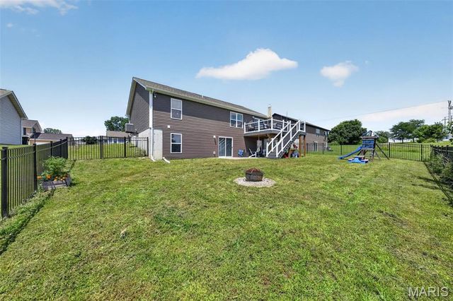 14 Cayden Roger Drive, Winfield, MO 63389