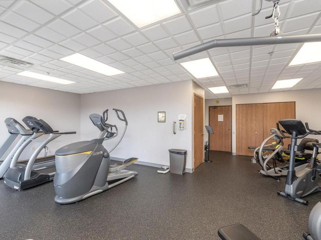 6500 Woodlake Drive 914, Richfield, MN 55423