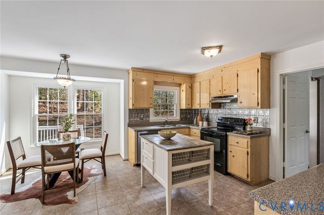 4705 Jacobs Glenn Dr, North Chesterfield, VA 23236