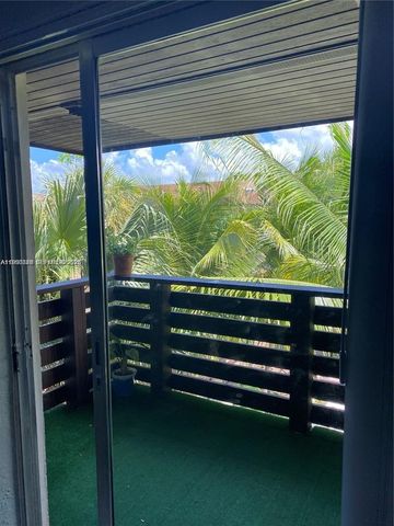 7477 SW 82nd St C309, Miami, FL 33143