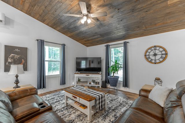 56 Eagle Nest Road, Graysville, TN 37338