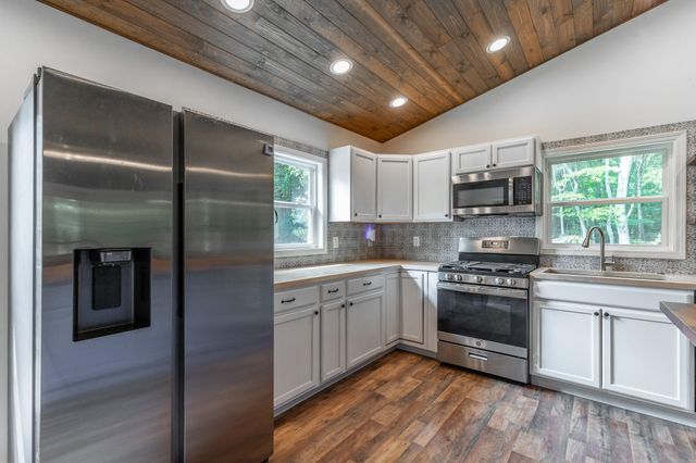 56 Eagle Nest Road, Graysville, TN 37338