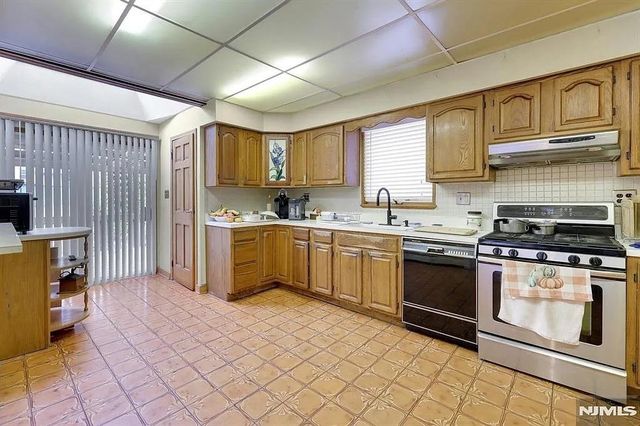 451 WILFRED TERRACE, Cliffside Park, NJ 07010