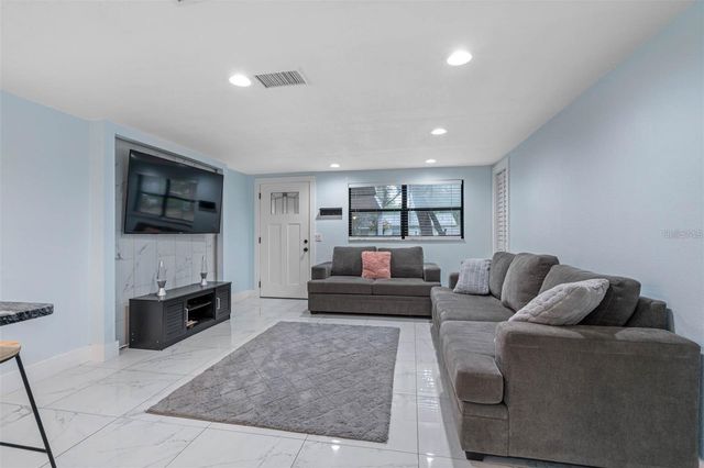 11115 STAFFORD LANE, Riverview, FL 33578