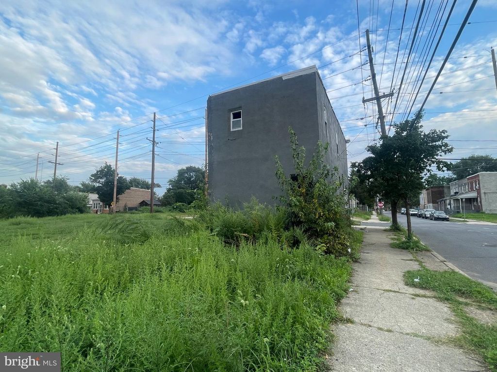 801 FAIRVIEW ST, CAMDEN, NJ 08104 — photo 4