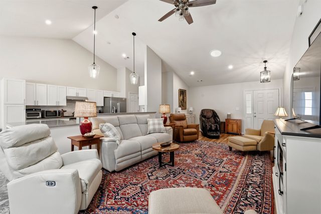 2015 Saltwater St., Myrtle Beach, SC 29588