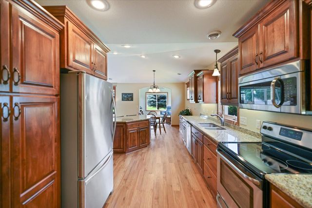 40 Waterford Lane, Waite Park, MN 56387