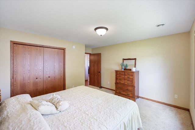 40 Waterford Lane, Waite Park, MN 56387