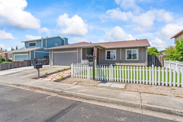 612 Fulmar Dr, Suisun City, CA 94585