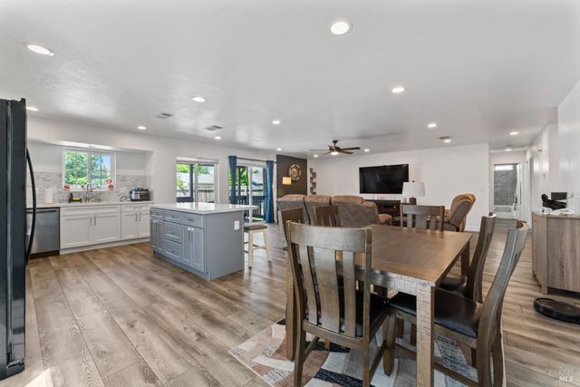 612 Fulmar Dr, Suisun City, CA 94585
