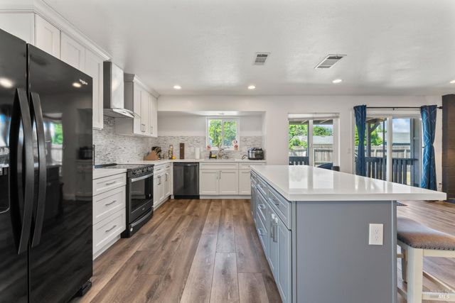 612 Fulmar Dr, Suisun City, CA 94585