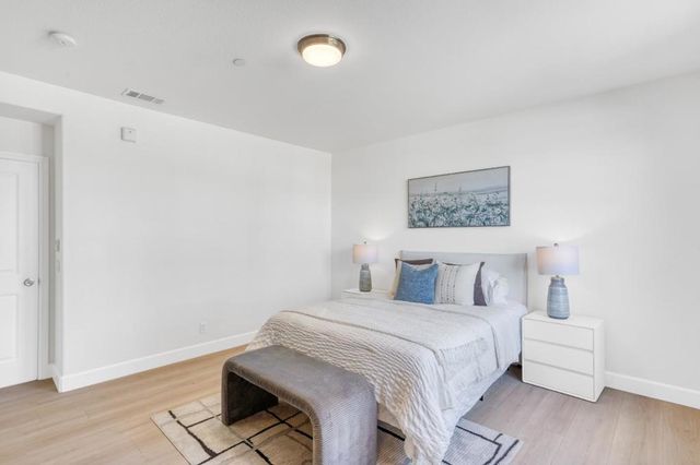 36083 Soapberry 12, Fremont, CA 94536