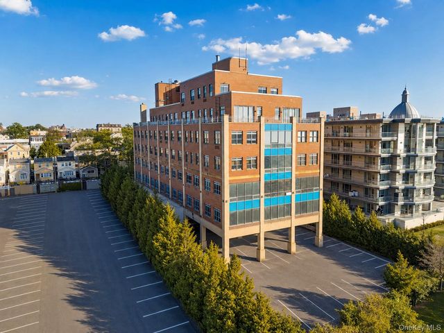 1434 110th Street 4G, College Point, NY 11356