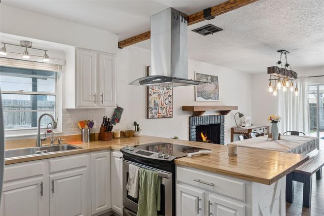 121 BEARSS CIRCLE, Longwood, FL 32750